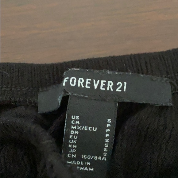 Forever 21 button up top - Picture 2 of 3